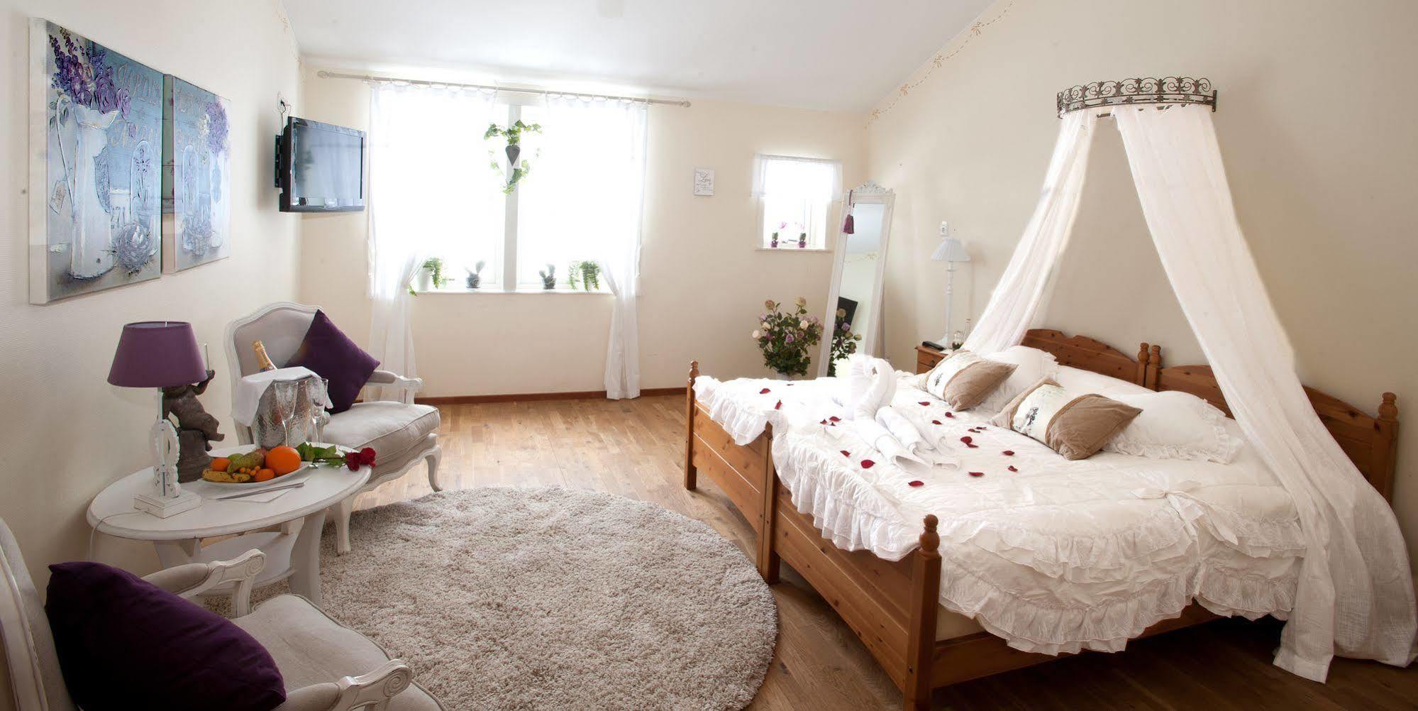 Hotel Fritzatorpet Olofstrom Экстерьер фото